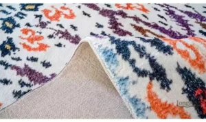 Tapis berbère classique aux motifs géométriques uniques