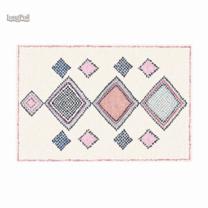 Grand Tapis Ethnique au design traditionnel et coloré