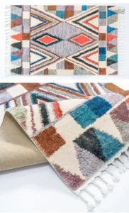 Tapis berbère avec motifs uniques, touche artisanale élégante