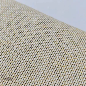 Tapis avec motif damier, idéal pour la décoration intérieure