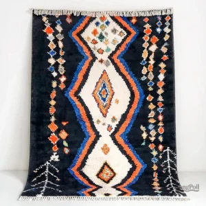 Tapis Berbère marocain traditionnel avec motifs uniques