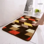 Tapis de bain multicolore, style contemporain et décoratif