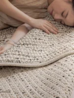 Tapis en laine artisanal, confort et style pour votre intérieur