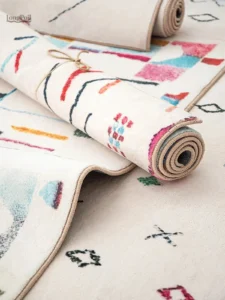 Tapis Ethnique décoratif pour un intérieur chaleureux