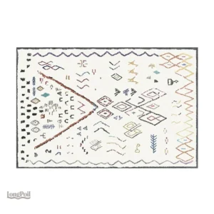 Tapis ethnique aux motifs traditionnels et colorés