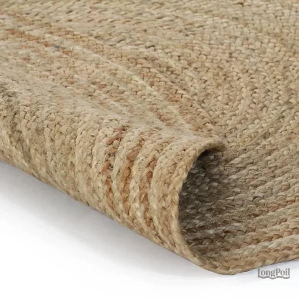 Tapis en jute, idéal pour embellir votre salon