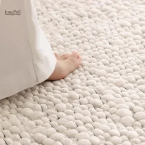 Tapis laine beige doux pour décoration intérieure