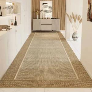 Tapis de couloir beige élégant et contemporain