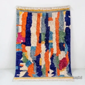 Tapis Berbère avec motif traditionnel et design élégant