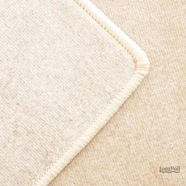 Accessoire déco : tapis salon en forme originale et stylée