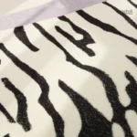 Tapis en cuir de vache motifs variés et élégants