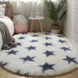 Tapis moelleux au design moderne, idéal pour un confort optimal