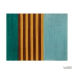 Tapis rayé coloré au design vibrant et moderne
