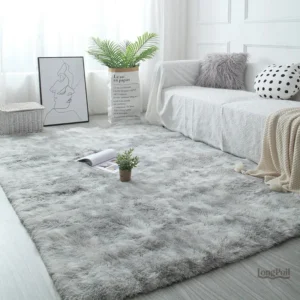 Tapis Shaggy gris, doux et confortable pour un intérieur moderne