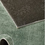 Tapis rouge uni, ajout de couleur et de confort à votre intérieur